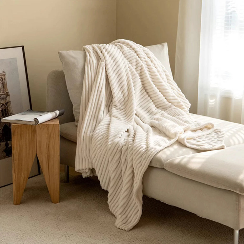 VIRAL striped blanket