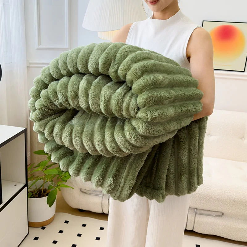 VIRAL striped blanket