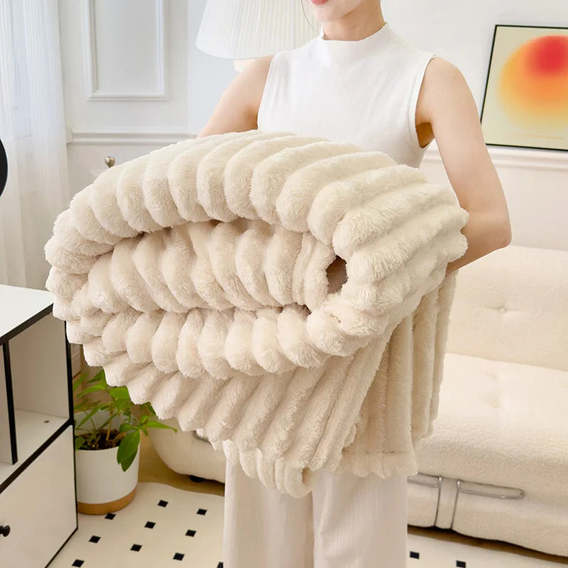 VIRAL striped blanket