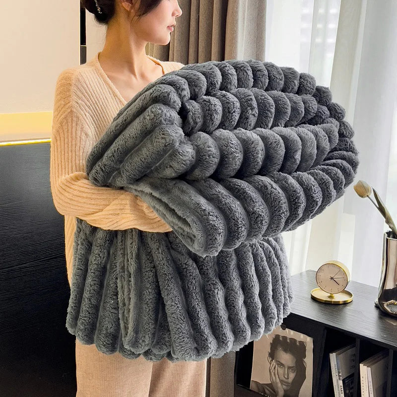 VIRAL striped blanket