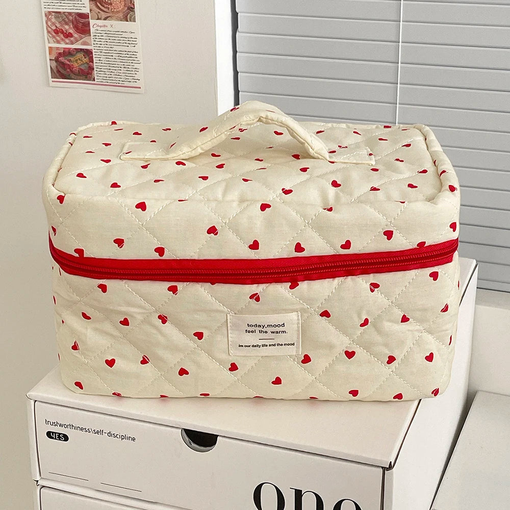 Quilted Aesthetic Makeup Bag 💗