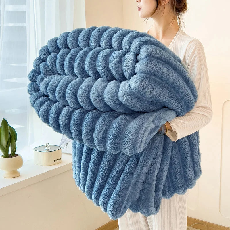 VIRAL striped blanket