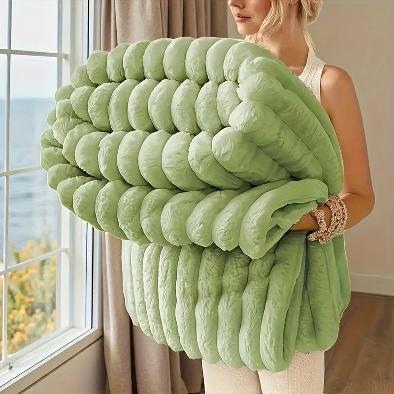 VIRAL striped blanket